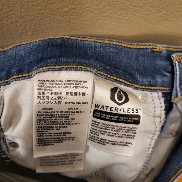 Levis 312 shaping slim boot cut blue jeans, size 27 - Picture 5 of 6